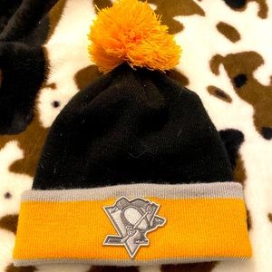 ✨NHL Pittsburgh Penguins Toboggan 🐧💛